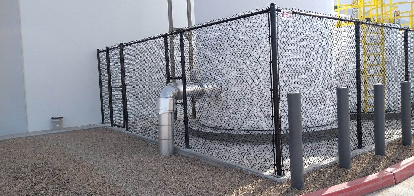 Black vinyl fence enclosure