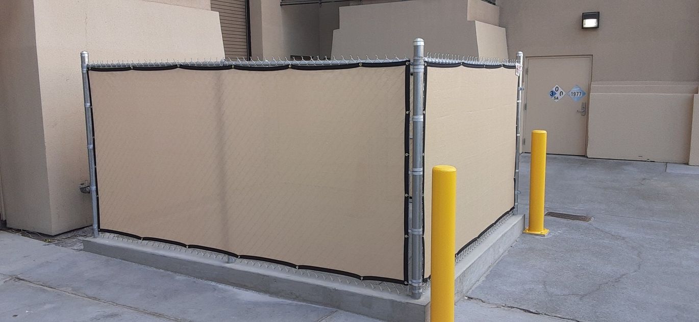 Shade cloth fence installation